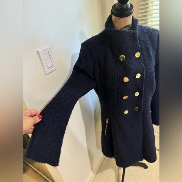 Guess top of the line Navy wool blend coat with golden zippers & buttons size L - Picture 4 of 12